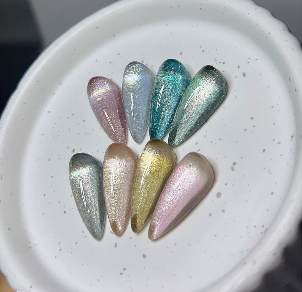 Aurora Collection Cat Eye