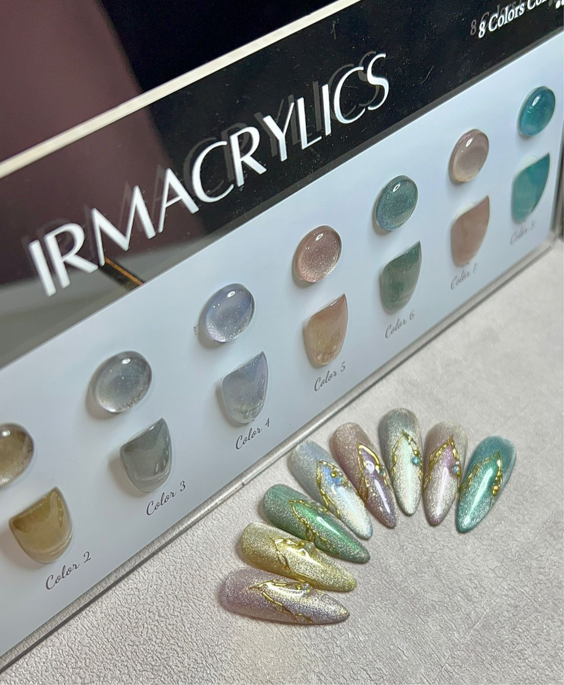 Aurora Collection Cat Eye